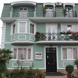 элегант Отель Батуми